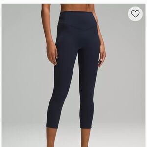 All the right places, Lululemon crop leggings